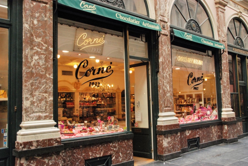 boulangerie-LA CROIX VALMER-min_chocolate_chocolaterie_shop_luxury_chic_gallery_brussels_belgium-558146